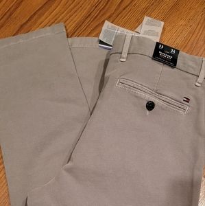 Tommy Hilfiger 33x34 Bleecker Slim Fit